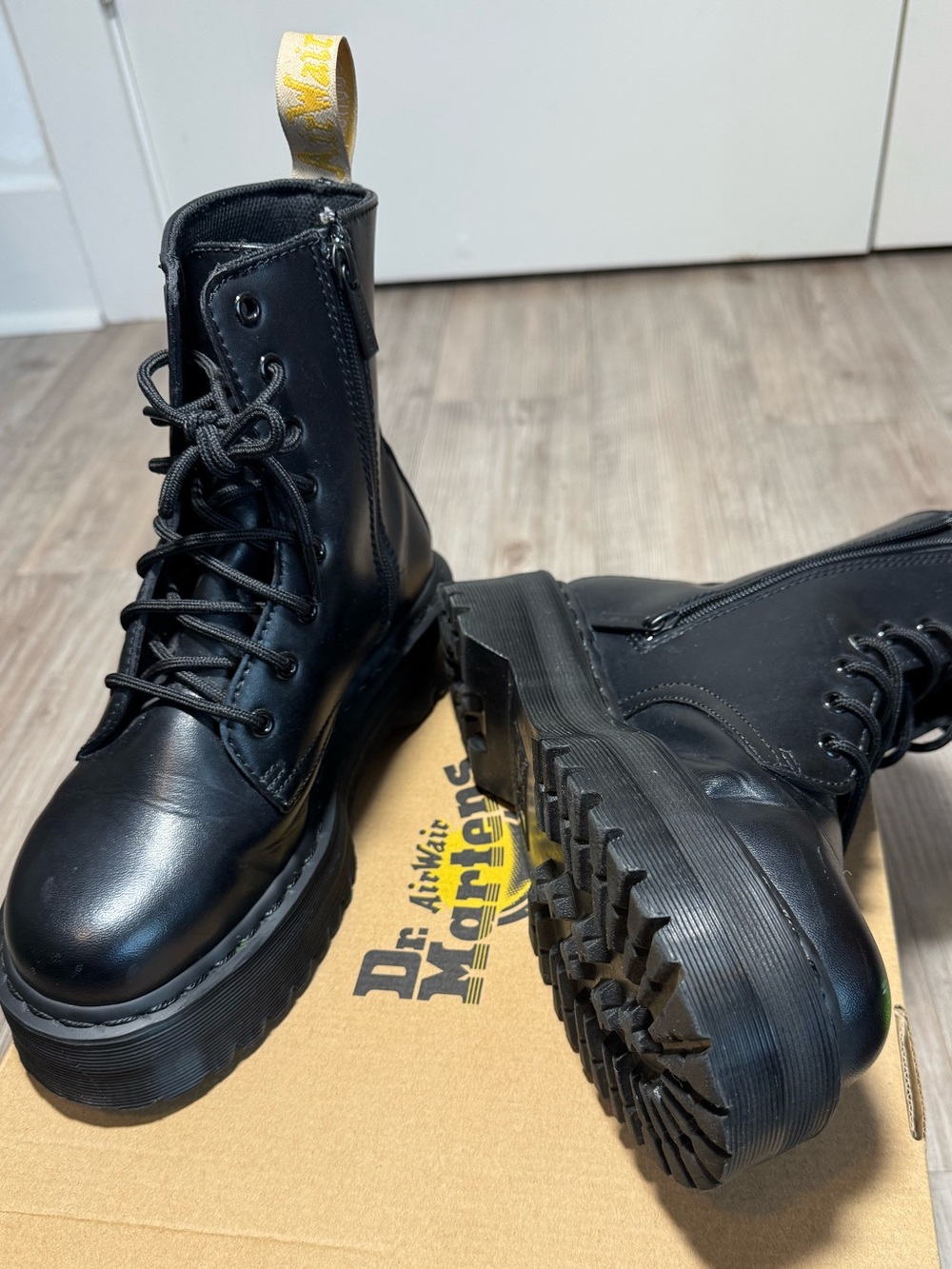 Dr. Martens V Jadon II Mono Platform Vegan Boots Size 9